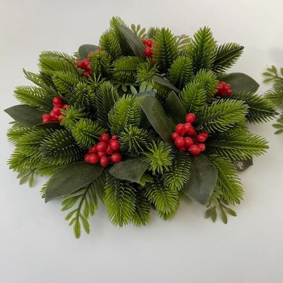Vintage Christmas Plastic Greenery Red Berry Candle Ring Holders Wreaths Set - Picture 2 of 6